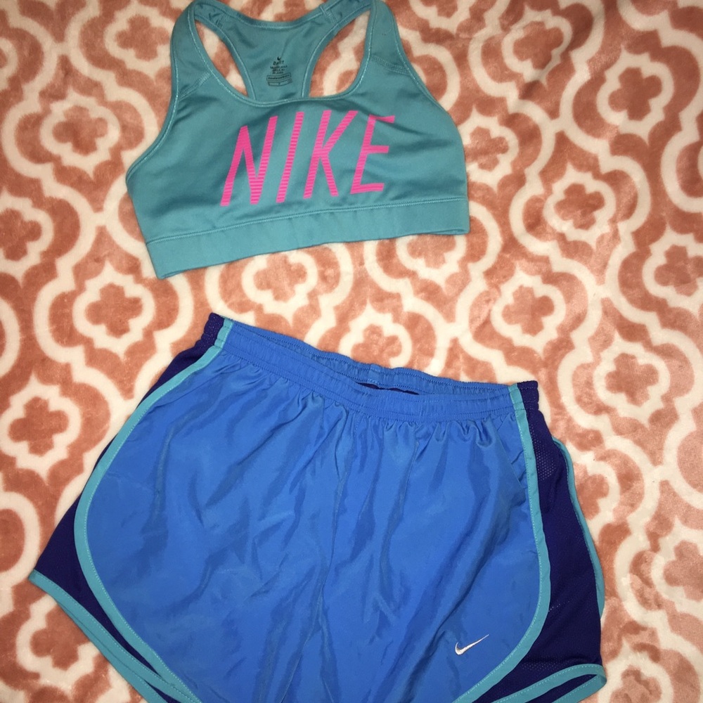 NIKE BUNDLE | S Sports Bra & S Shorts